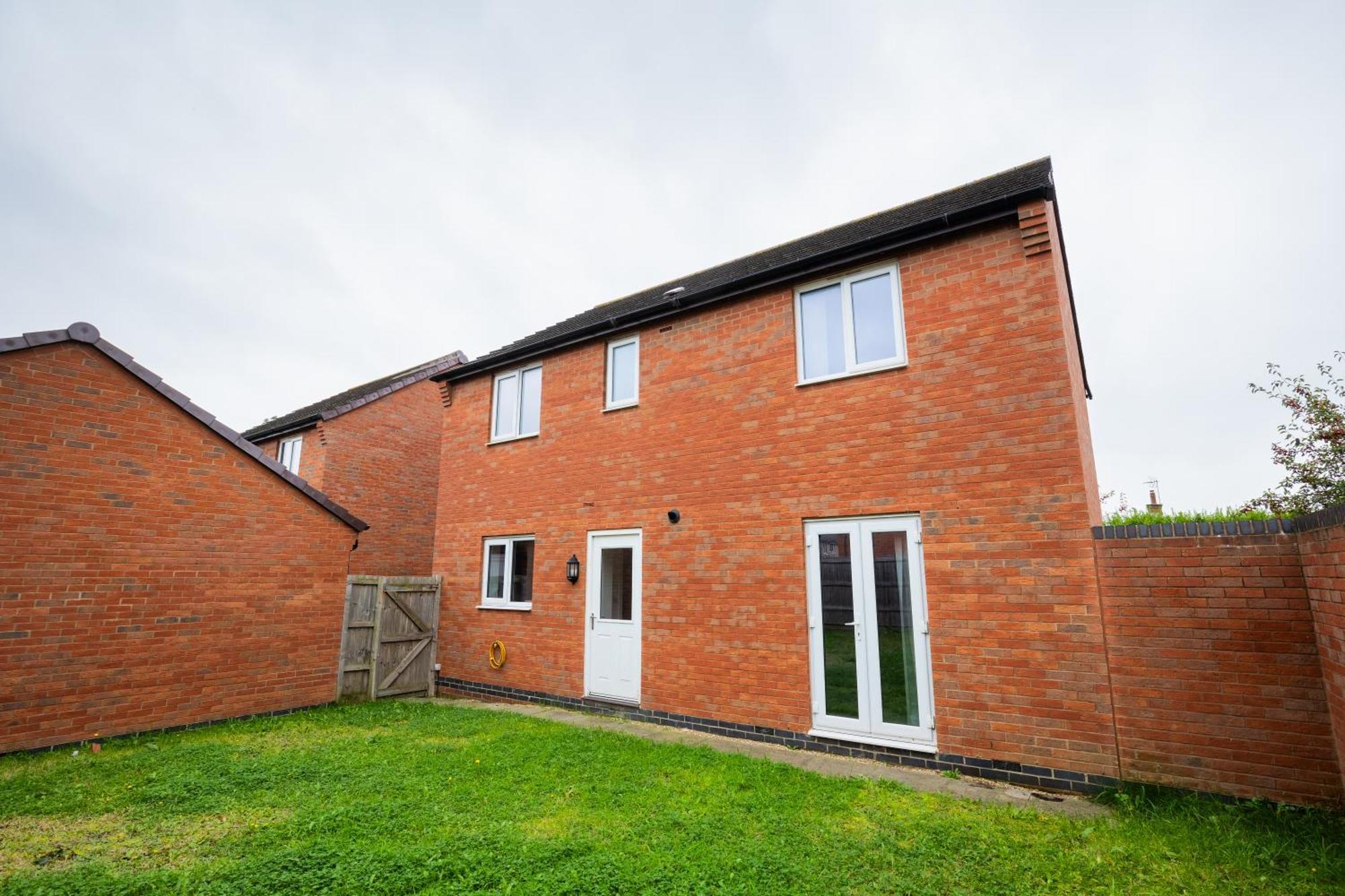Spacious 4-Bedroom Home Near City Centre With Parking Nottingham Exterior foto